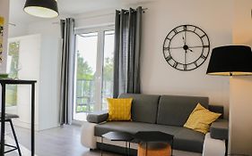Apartamenty Bryza-Matejki 1B-Parking